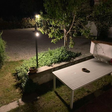 La Mirolla Apartment Capannori Bagian luar foto