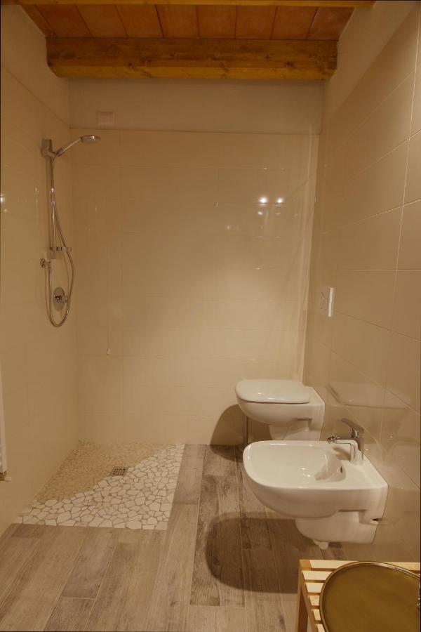 La Mirolla Apartment Capannori Bagian luar foto