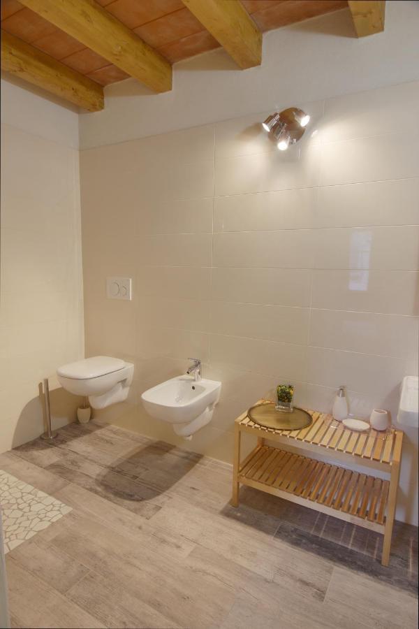 La Mirolla Apartment Capannori Bagian luar foto